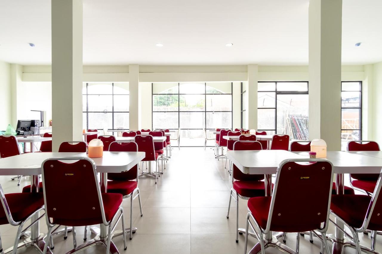 Oyo 1940 Cendana Homestay Syariah Medan Luaran gambar