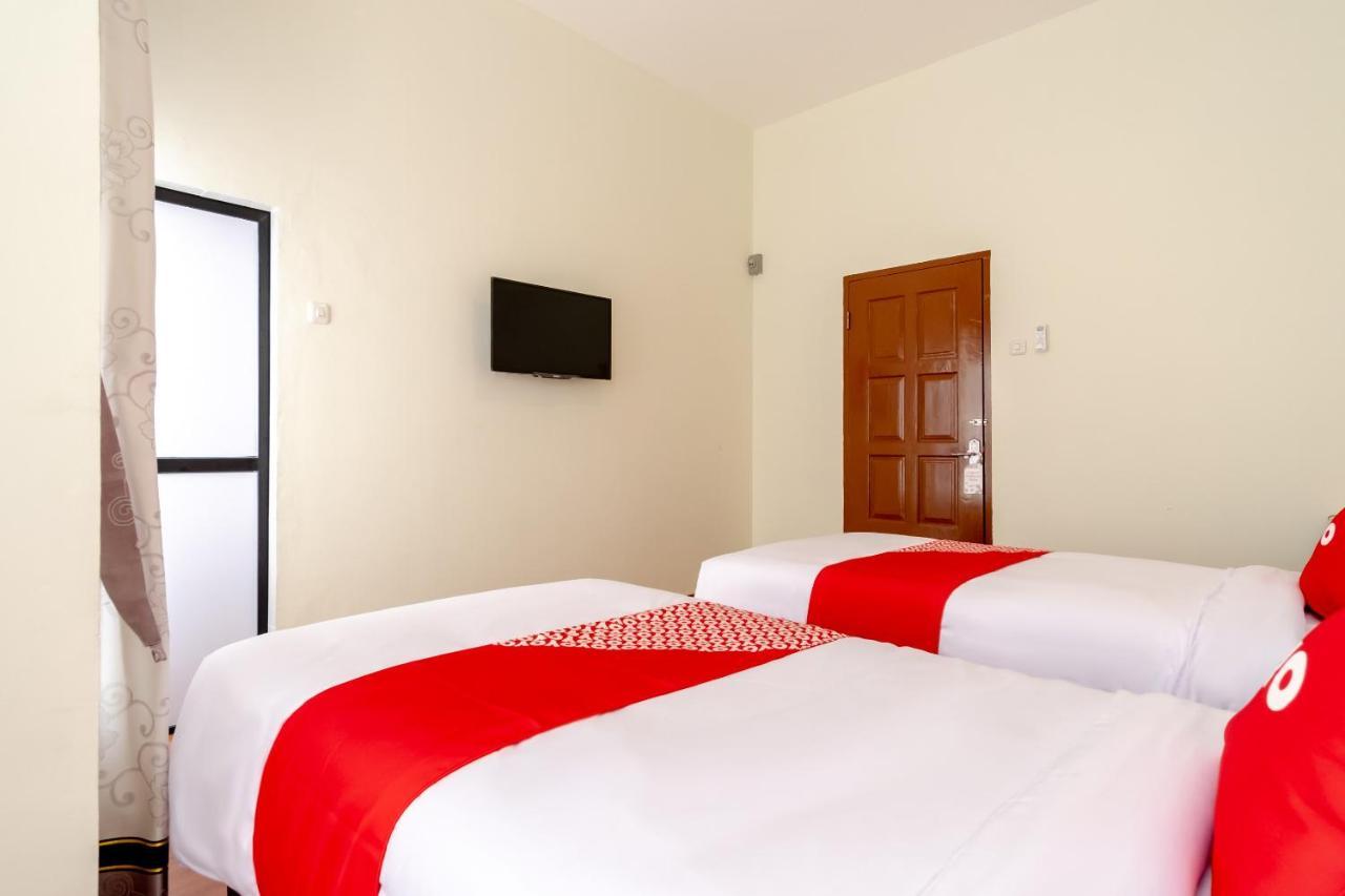 Oyo 1940 Cendana Homestay Syariah Medan Luaran gambar